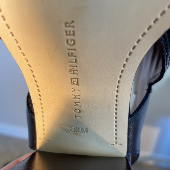 Tommy Hilfiger TWPeppy, Open toe sling back heeled sandal in black sz 8.5 M - Picture 9 of 12